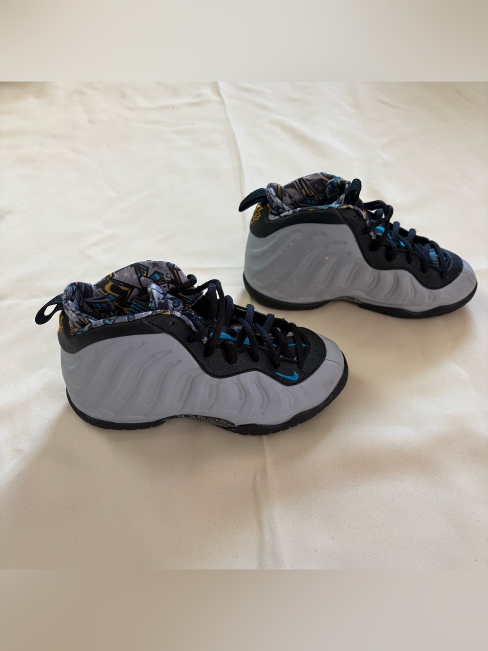 Nike Little “Penny” Graffiti Posite One - Wolf Grey/Blue – Kids 1Y